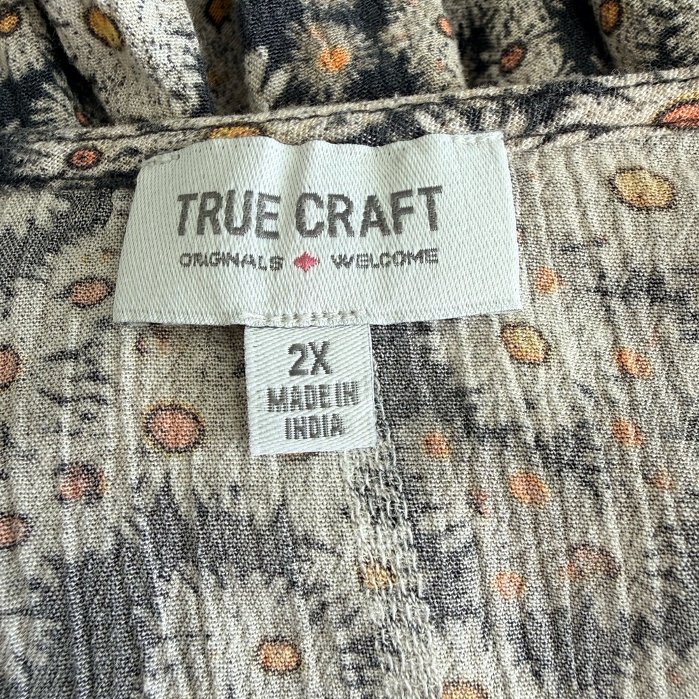 True Craft Floral Dress in Black and Cream - Picture 2 of 2